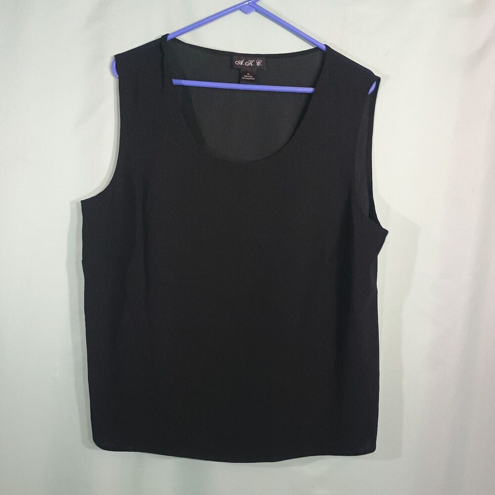 Women’s Black Sleeveless Tank Top – Classic Scoop Neck Blouse